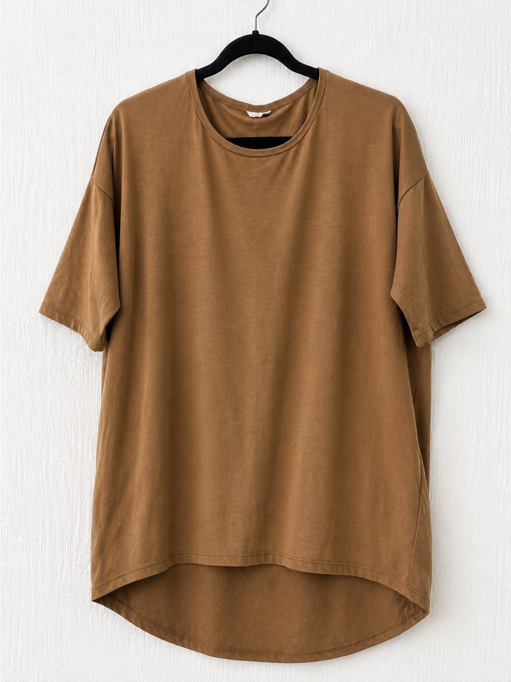 Mens Short Sleeve Crewneck T-Shirt in Brown